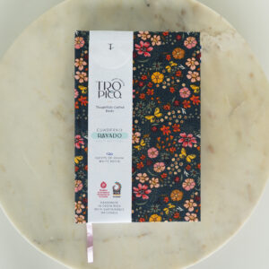 Floral Abundance – Cuaderno Rayado Mediano
